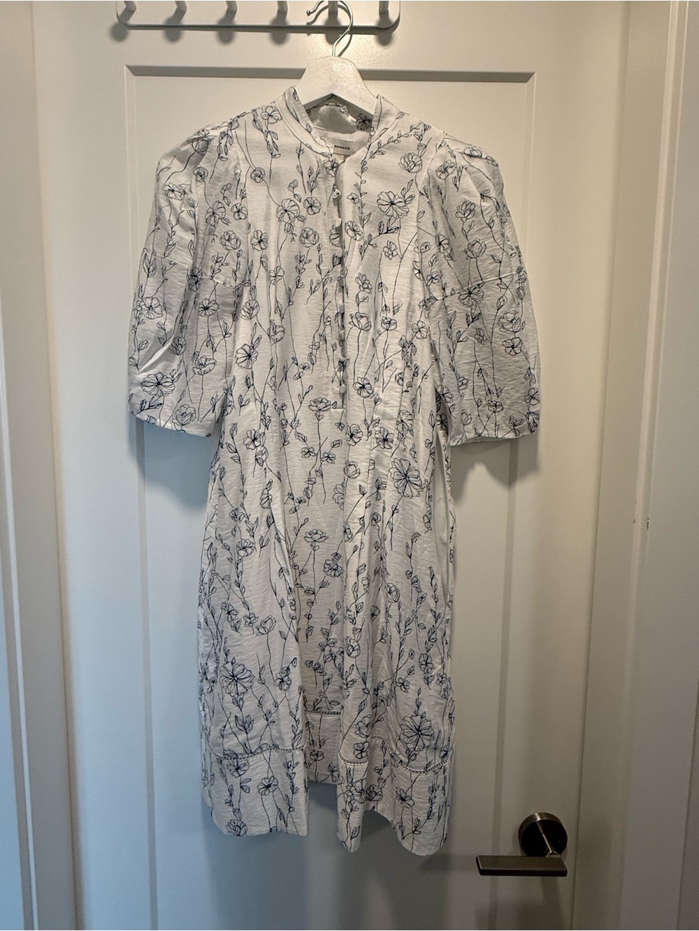 Club Monaco White Maxi Dress with Navy Floral Print